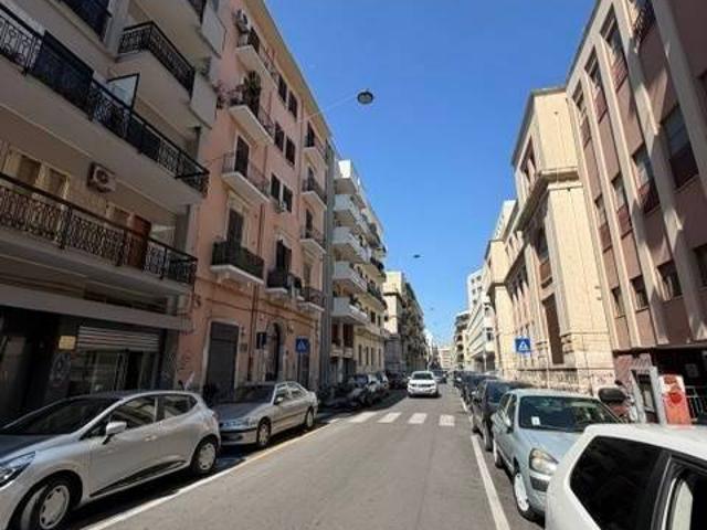 Appartamento in vendita a Bari BA