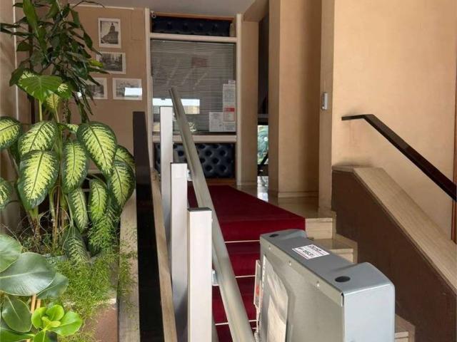 Appartamento in vendita a Bari BA