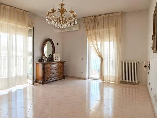 Appartamento in vendita a Bari BA