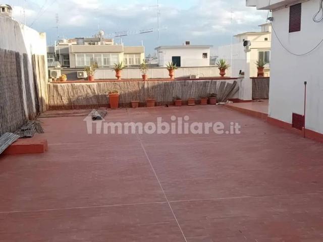 Appartamento in vendita a Bari BA