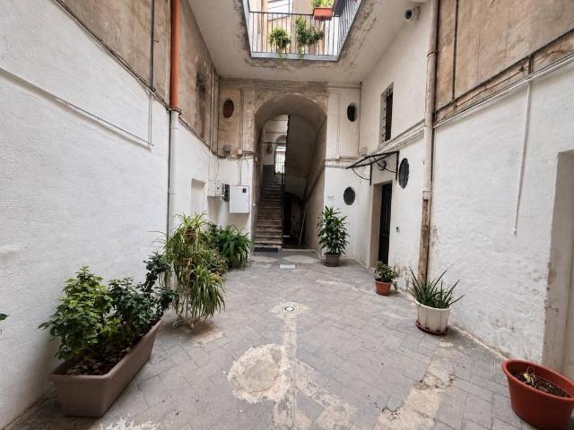 Appartamento in vendita a Bari BA