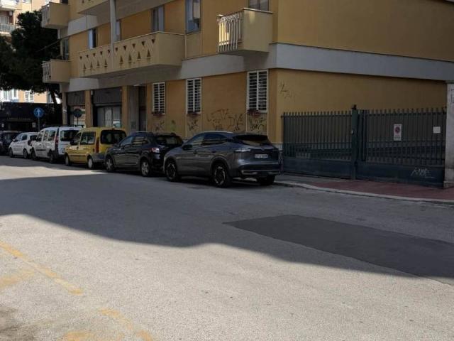 Appartamento in vendita a Bari BA