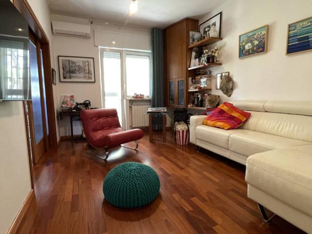 Appartamento in vendita a Bari BA