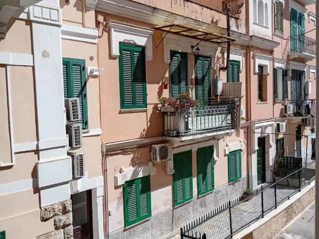 Appartamento in vendita a Bari BA