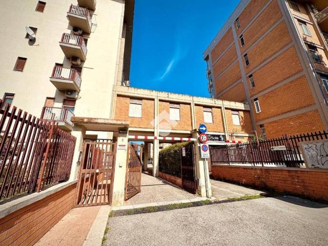 Appartamento in vendita a Bari BA
