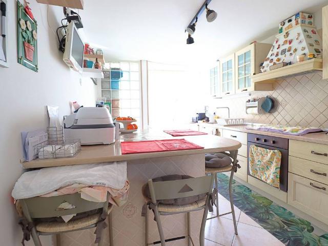 Casa indipendente in vendita a Bari BA