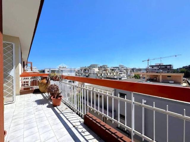 Appartamento in vendita a Bari BA