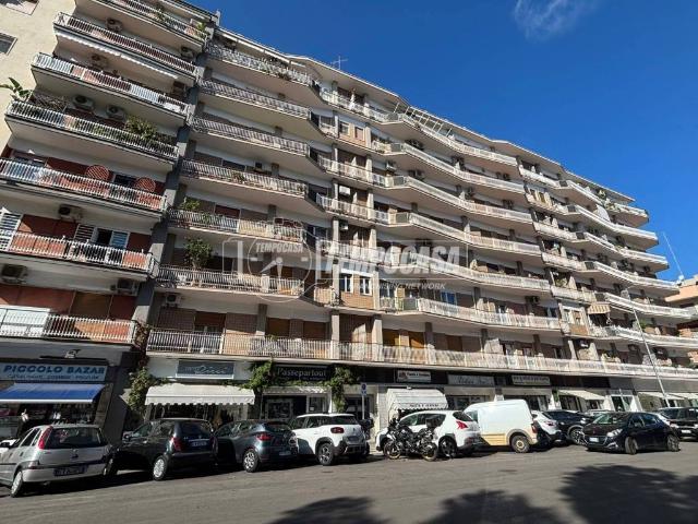 Appartamento in vendita a Bari BA