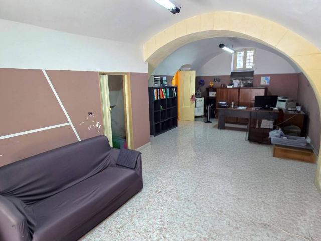Appartamento in vendita a Bari BA