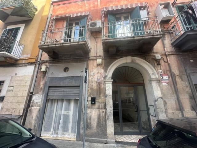 Appartamento in vendita a Bari BA