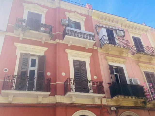 Appartamento in vendita a Bari BA