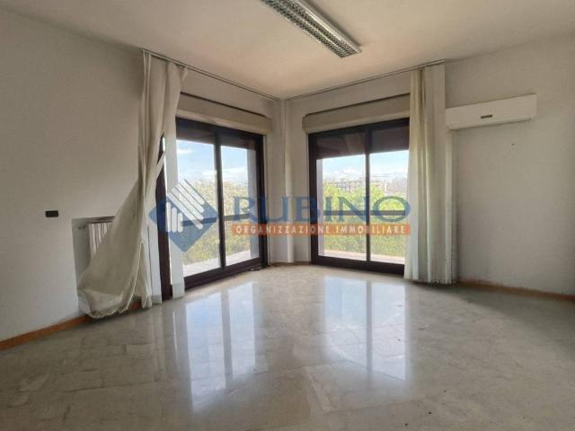 Appartamento in vendita a Bari BA