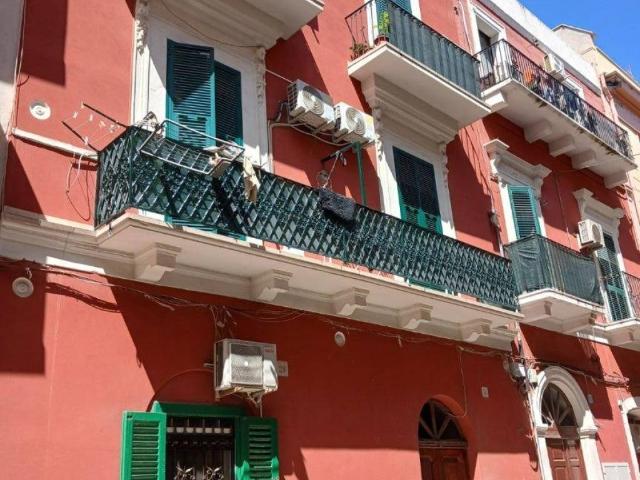 Appartamento in vendita a Bari BA