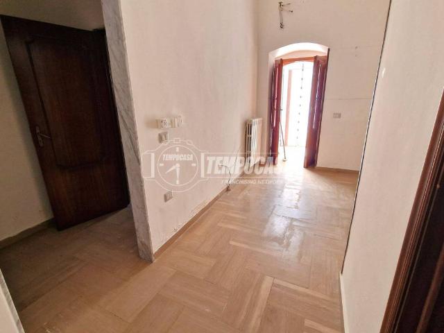 Appartamento in vendita a Bari BA