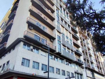 Appartamento in vendita a Bari BA