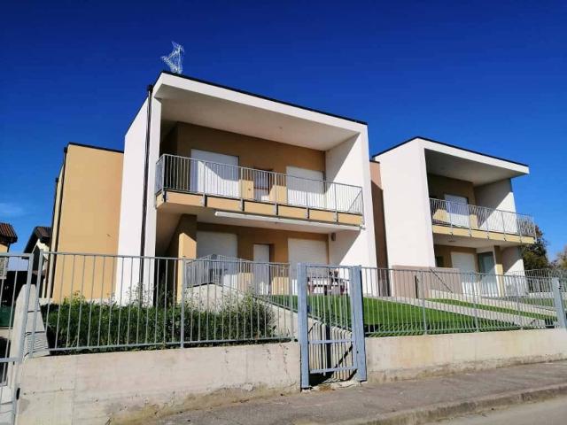 Appartamento in vendita a Bariano BG