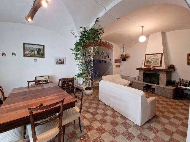 Appartamento in vendita a Barrea AQ