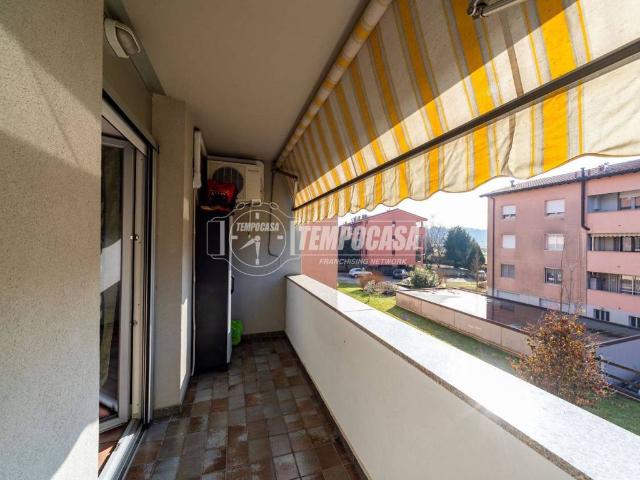 Appartamento in vendita a Barzago LC