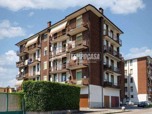 Appartamento in vendita a Barzago LC