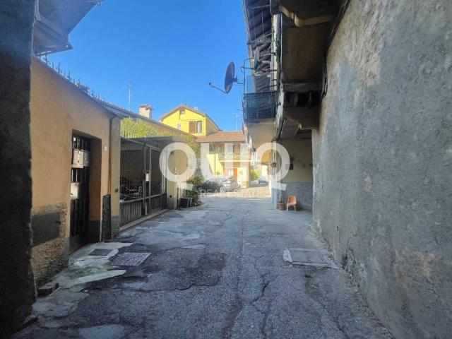Appartamento in vendita a Barzanò LC