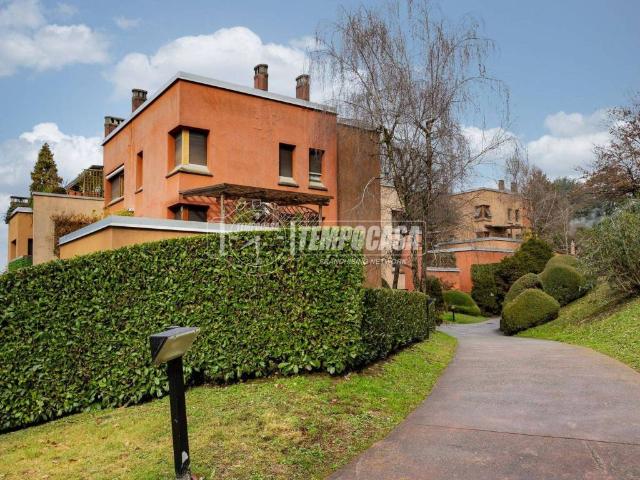 Appartamento in vendita a Barzanò LC