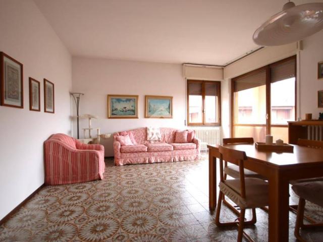 Appartamento in vendita a Barzanò LC
