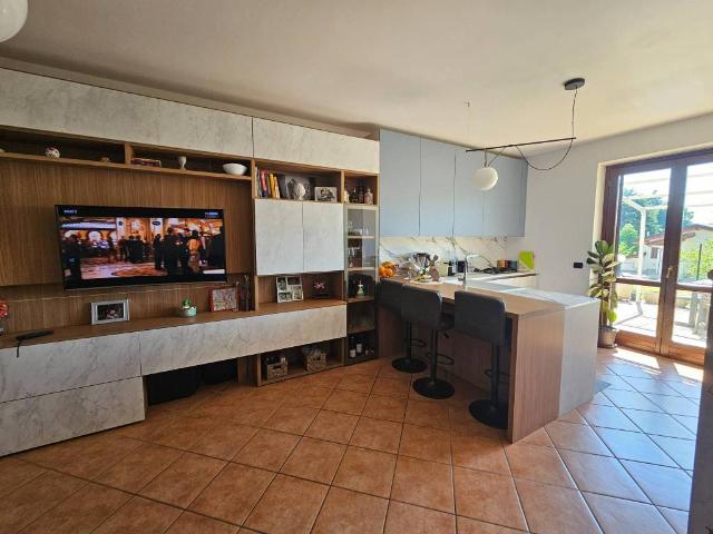 Appartamento in vendita a Bellinzago Novarese NO