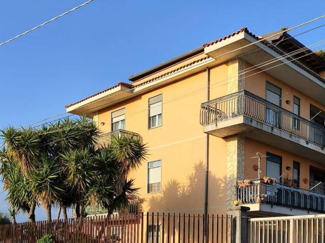 Appartamento in vendita a Belpasso CT