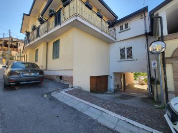 Appartamento in vendita a Sant'Angelo a Cupolo BN