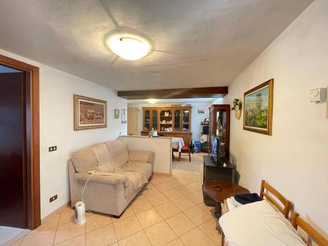 Appartamento in vendita a Besozzo VA