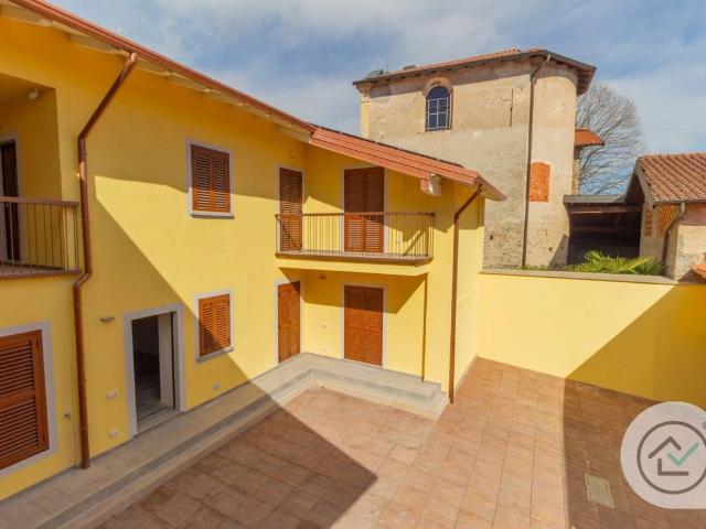 Appartamento in vendita a Besozzo VA