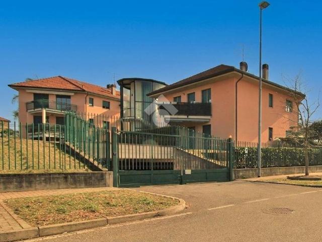 Appartamento in vendita a Besana in Brianza MB