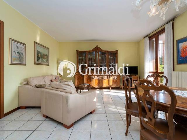 Appartamento in vendita a Besana in Brianza MB