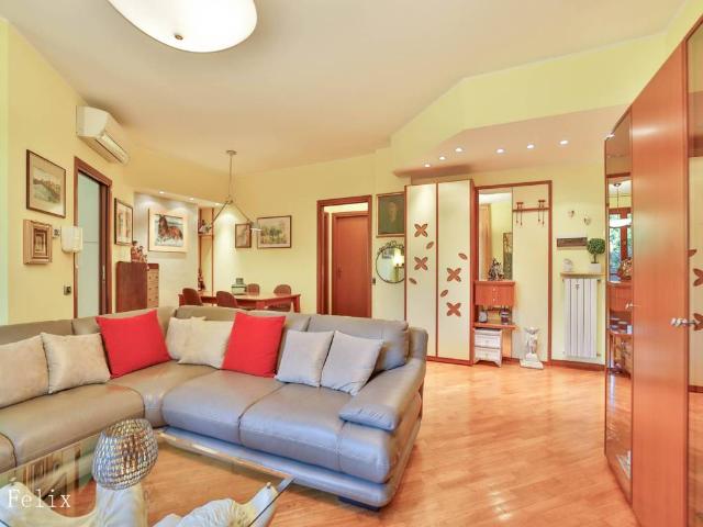 Appartamento in vendita a Bernareggio MB