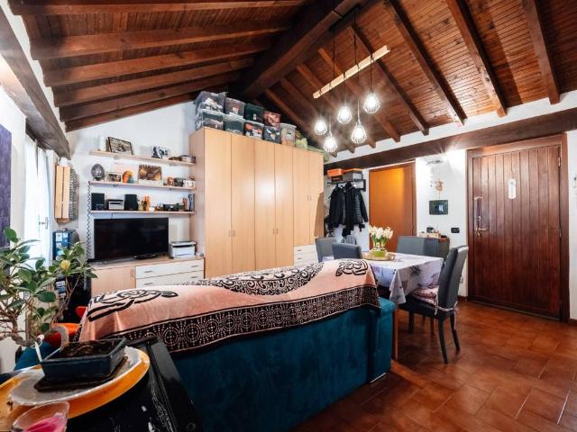 Appartamento in vendita a Bernareggio MB