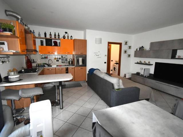 Appartamento in vendita a Bernareggio MB