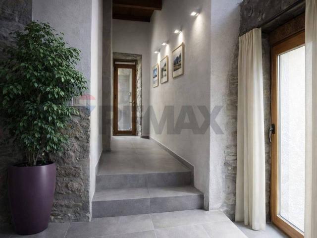 Appartamento in vendita a Berbenno Di Valtellina