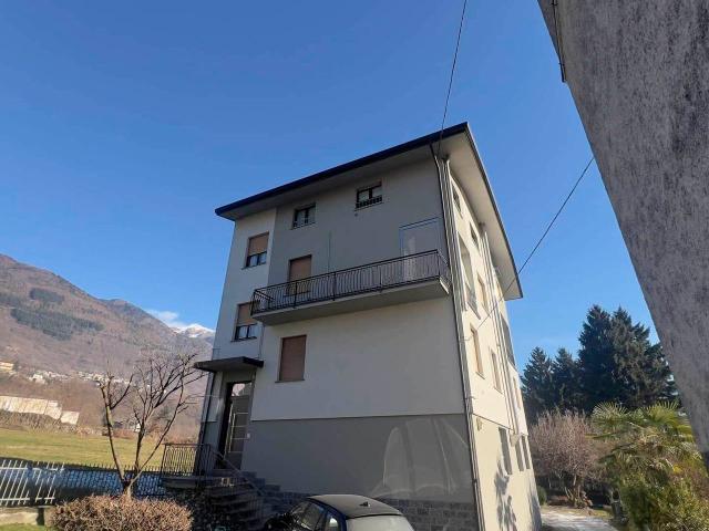 Appartamento in vendita a Berbenno Di Valtellina