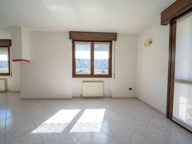 Appartamento in vendita a Berbenno di Valtellina SO