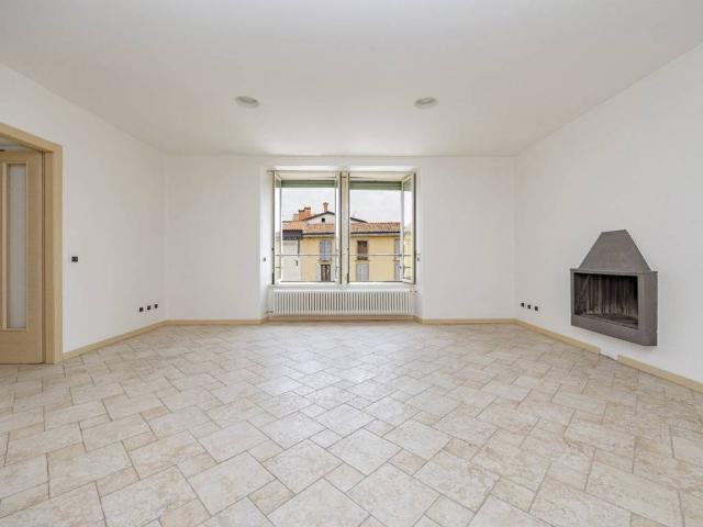 Appartamento in vendita a Bergamo BG