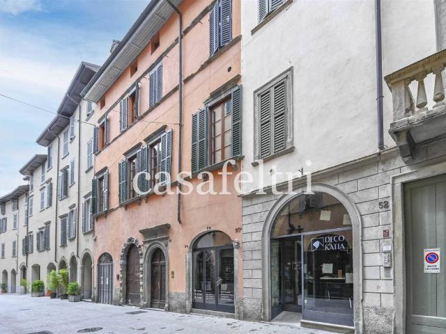 Appartamento in vendita a Bergamo BG