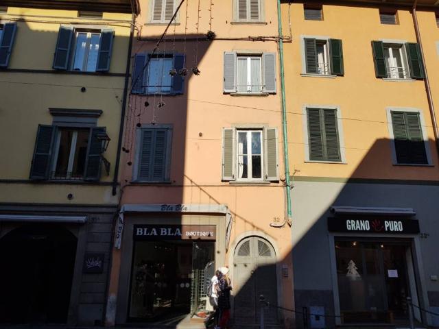 Appartamento in vendita a Bergamo BG