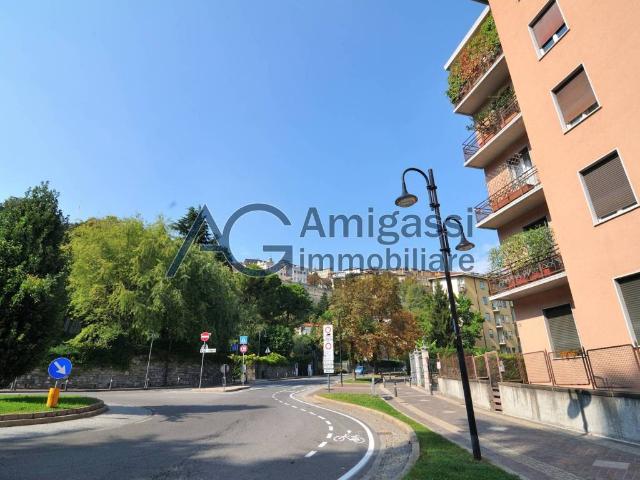 Appartamento in vendita a Bergamo BG