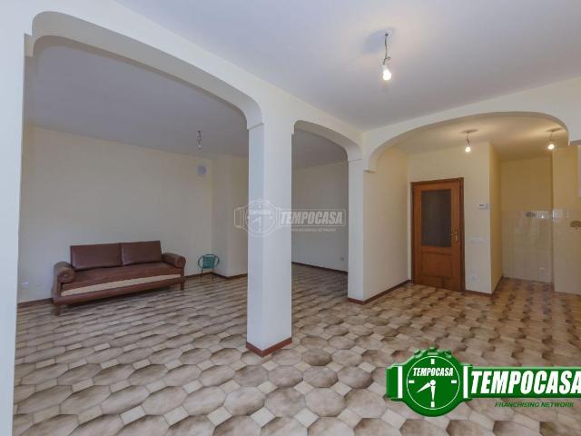 Appartamento in vendita a Bettola