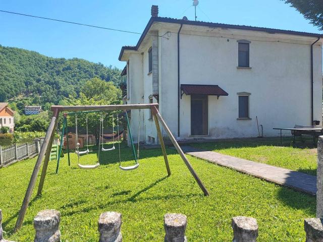 Appartamento in vendita a Bettola