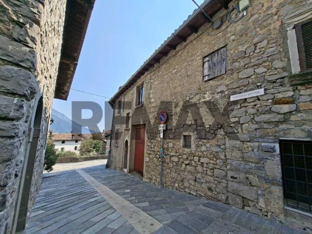 Appartamento in vendita a Bianzano BG