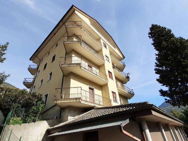 Appartamento in vendita a Bianzone SO