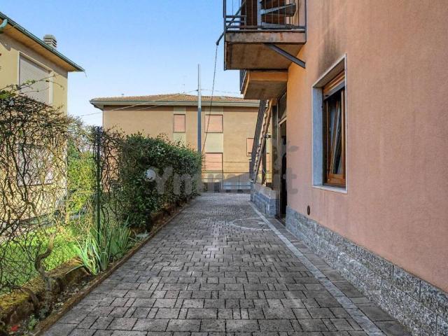 Appartamento in vendita a Biandronno VA