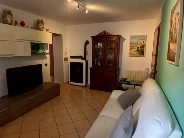 Appartamento in vendita a Binago CO