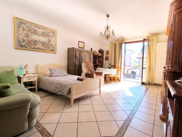 Appartamento in vendita a Binago CO